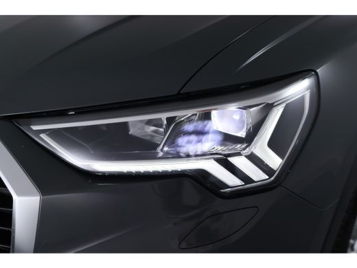 Audi Q3 35 TFSI Edition | LED | Cruise Adaptive | Stoelverwarming | Apple Carplay/Android Auto | Comfort ... ActivLease financial lease