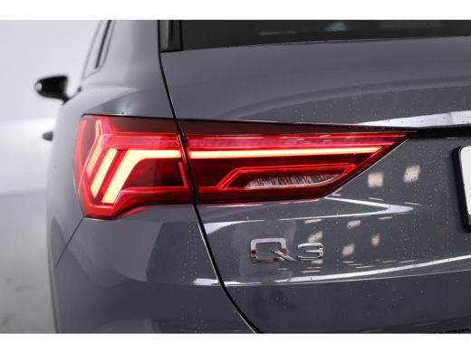 Audi Q3 35 TFSI Edition | LED | Cruise Adaptive | Stoelverwarming | Apple Carplay/Android Auto | Comfort ... ActivLease financial lease