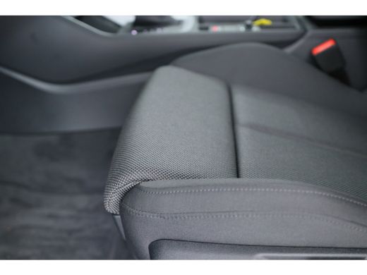 Audi Q3 35 TFSI Edition | LED | Cruise Adaptive | Stoelverwarming | Apple Carplay/Android Auto | Comfort ... ActivLease financial lease