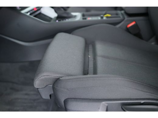 Audi Q3 35 TFSI Edition | LED | Cruise Adaptive | Stoelverwarming | Apple Carplay/Android Auto | Comfort ... ActivLease financial lease