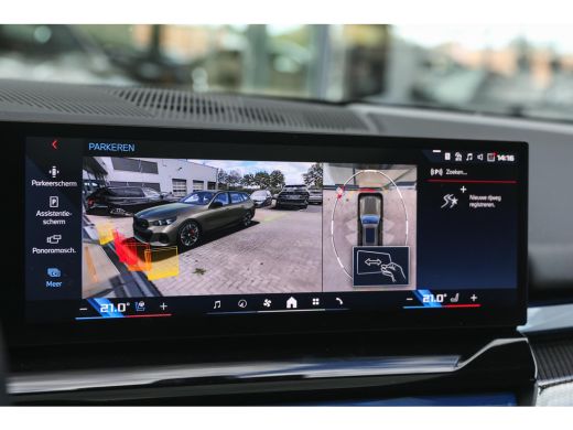 BMW i5 M60 xDrive M Sport / Panoramadak / Trekhaak / Stoelventilatie / Parking Assistant Professional / ... ActivLease financial lease
