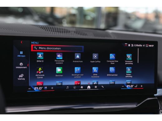 BMW i5 M60 xDrive M Sport / Panoramadak / Trekhaak / Stoelventilatie / Parking Assistant Professional / ... ActivLease financial lease