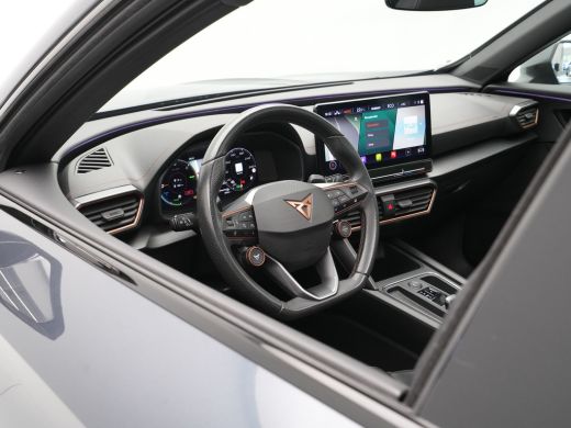 CUPRA Formentor 1.4 e-Hybrid VZ Performance Panorama Camera Sideassist Navigatie Carplay Stoel/Stuurverwarming 203 ActivLease financial lease