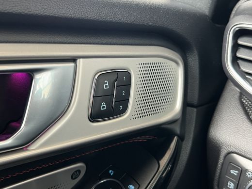 Ford Explorer 3.0 V6 EcoBoost PHEV ST-Line | 7-persoons | BTW | Pano | B&O | Massage ActivLease financial lease