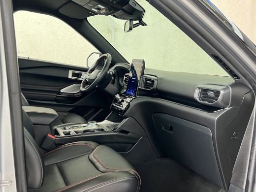 Ford Explorer 3.0 V6 EcoBoost PHEV ST-Line | 7-persoons | BTW | Pano | B&O | Massage ActivLease financial lease