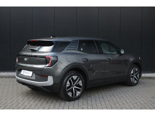 Ford Explorer Extended Range RWD 79 kWh | Incl. Trekhaak | Parkeercamera | Adaptieve cruise | Full LED | Elec. ... ActivLease financial lease