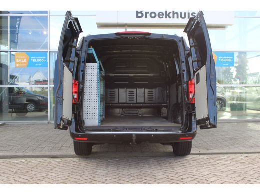 Mercedes-Benz Vito 111 CDI Lang | Trekhaak | Achteruirijcamera | Sidebars | Navi | Cruise Control ActivLease financial lease
