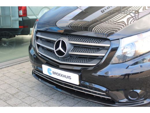 Mercedes-Benz Vito 111 CDI Lang | Trekhaak | Achteruirijcamera | Sidebars | Navi | Cruise Control ActivLease financial lease