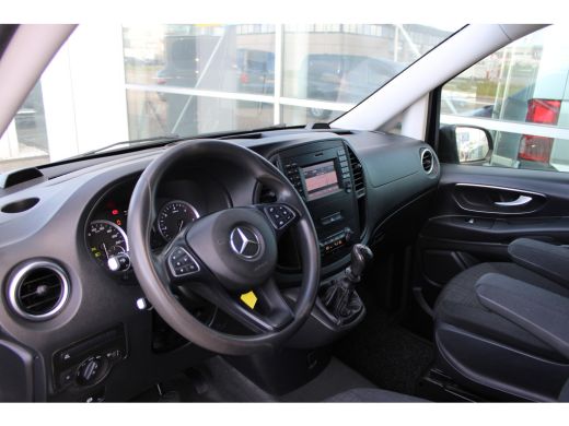 Mercedes-Benz Vito 111 CDI Lang | Trekhaak | Achteruirijcamera | Sidebars | Navi | Cruise Control ActivLease financial lease