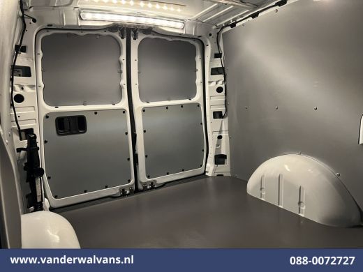 Mercedes-Benz Vito 116 CDI 164pk L2H1 Euro6 Airco | Camera | Navigatie | Trekhaak | Apple Carplay Cruisecontrol, And... ActivLease financial lease