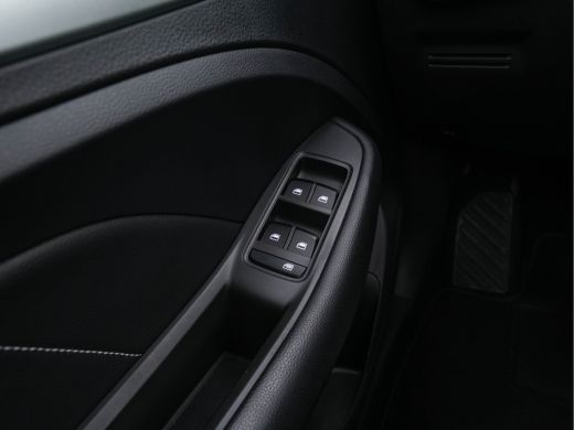 MG ZS EV EV Luxury 45 kWh {SOH-96 %} (INCL-BTW) Aut. *PANO | LUXURY-LEATHER | CCS-FASTLOADER | KEYLESS | N... ActivLease financial lease