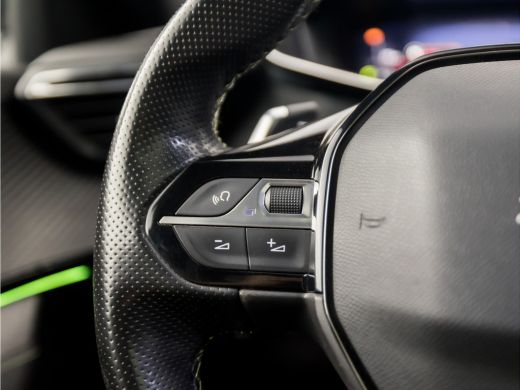 Peugeot 2008 1.2 PureTech GT-Line Sport 155Pk Automaat (PANORAMADAK, VIRTUAL COCKPIT, FOCAL AUDIO, APPLE CARPL... ActivLease financial lease
