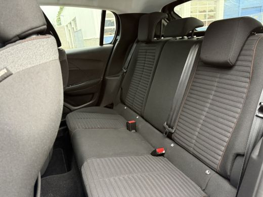 Peugeot 208 Active Pack | Airco | Cruise control | DAB ontvanger ActivLease financial lease