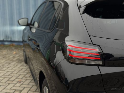 Peugeot 208 Allure 100PK Airco automatisch | Achterspoiler | Achteruitrijcamera | Audio installatie ActivLease financial lease