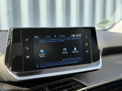 Peugeot 208 Allure | Airco (automatisch) | Apple Carplay/Android Auto|telefoonintegratie premium | Bluetooth ... ActivLease financial lease