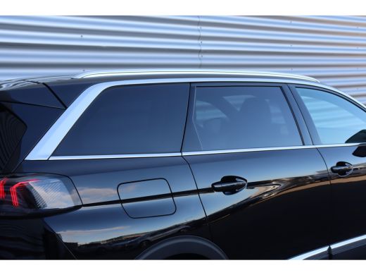 Peugeot 5008 1.2 PURETECH 130PK 7-ZITS GT AUTOMAAT / NAVI / LEDER / CLIMA / PDC / 18" LMV / CAMERA / KEYLESS /... ActivLease financial lease