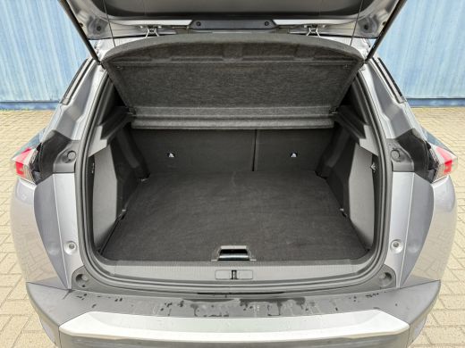 Peugeot e-2008 EV GT Pack 50 kWh | Achteruitrijcamera | Afwijkende dakkleur | Airco (automatisch) ActivLease financial lease