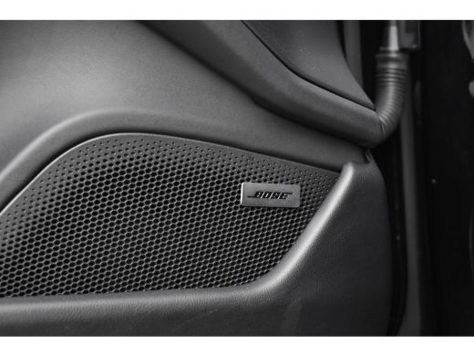 Porsche Taycan 79 kWh Sport Chrono | ACC | Passagiers Display | 360 Camera | Bose | Stuurverwarming | Luchtverin... ActivLease financial lease