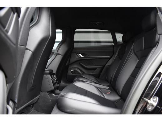 Porsche Taycan 79 kWh Sport Chrono | ACC | Passagiers Display | 360 Camera | Bose | Stuurverwarming | Luchtverin... ActivLease financial lease