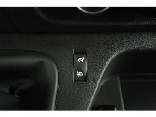 Renault Master T35 2.3 dCi 150PK L1H2 | Airco | 3-Zits | Cruise | Carplay | Parkeersens. ActivLease financial lease