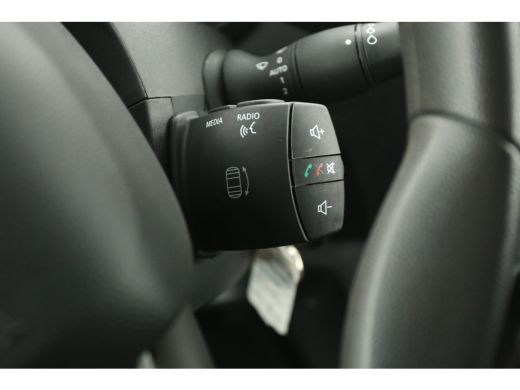 Renault Master T35 2.3 dCi 150PK L1H2 | Airco | 3-Zits | Cruise | Carplay | Parkeersens. ActivLease financial lease