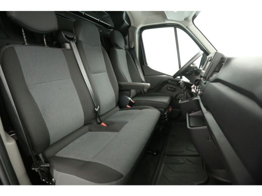 Renault Master T35 2.3 dCi 150PK L1H2 | Airco | 3-Zits | Cruise | Carplay | Parkeersens. ActivLease financial lease
