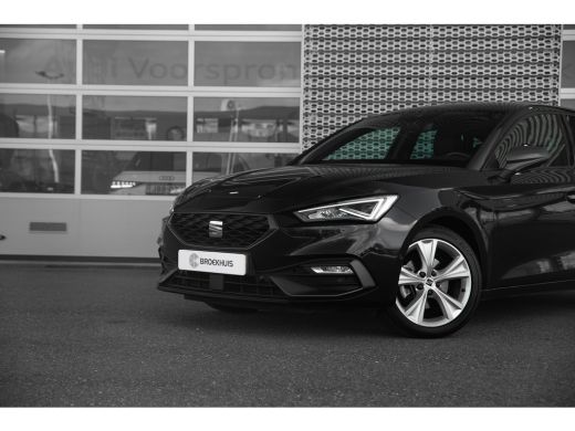 Seat Leon 1.0 TSI 110pk FR Business Intense | Achteruitrijcamera | Dodehoeksensor | Adaptive Cruise | Navig... ActivLease financial lease