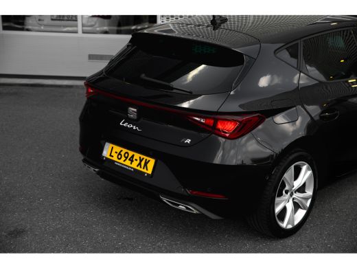 Seat Leon 1.0 TSI 110pk FR Business Intense | Achteruitrijcamera | Dodehoeksensor | Adaptive Cruise | Navig... ActivLease financial lease