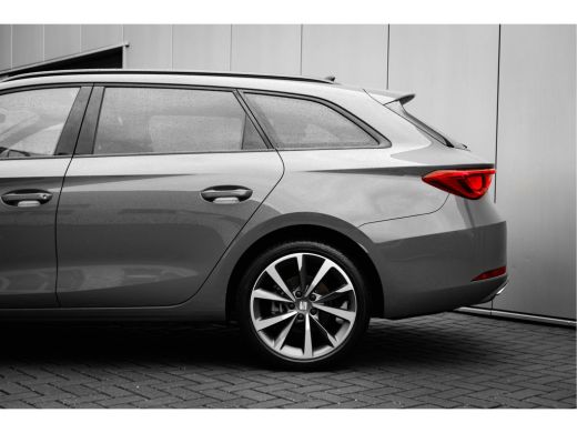 Seat Leon 1.5 TSI e-Hybrid FR Business Achteruitrijcamera | App-Connect Draadloos | Demo | ACC | 130 KM 130... ActivLease financial lease
