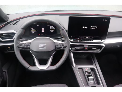 Seat Leon 204PK FR Business - eHybrid | Achteruitrijcamera | Dakhemel uitgevoerd in zwart | Donker getinte ... ActivLease financial lease