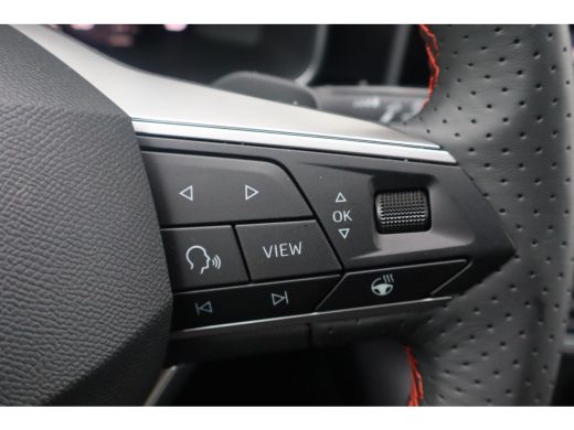 Seat Leon 204PK FR Business - eHybrid | Achteruitrijcamera | Dakhemel uitgevoerd in zwart | Donker getinte ... ActivLease financial lease