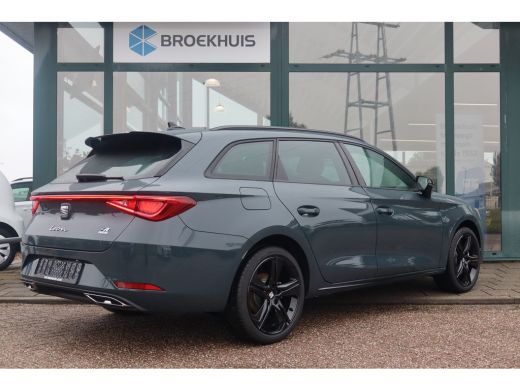 Seat Leon 204PK FR Business - eHybrid | Achteruitrijcamera | Dakhemel uitgevoerd in zwart | Donker getinte ... ActivLease financial lease