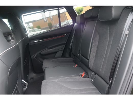 Skoda Enyaq iV 286PK Sportline | Achteruitrijcamera (Rear View) | Keyless Entry, Start & Stop (KESSY) | Parkeers... ActivLease financial lease