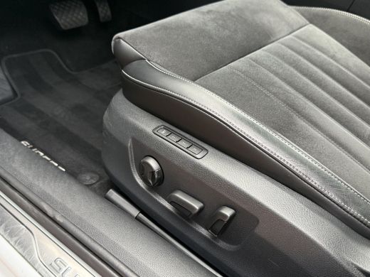 Skoda Superb Combi 1.4 TSI iV 218pk Style | Pano dak | Trekhaak ActivLease financial lease