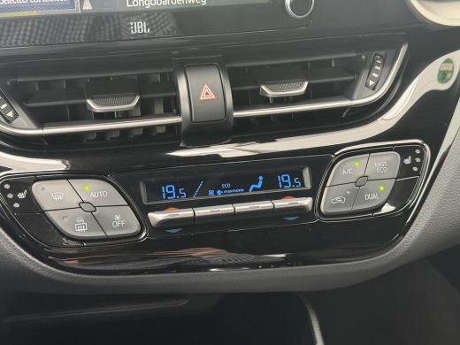 Toyota C-HR 2.0 Hybrid Executive **DODEHOEK DETECTIE/ STOELVERWARMING/ JBL AUDIO/ APPLE CARPLAY/ 36 MAANDEN G... ActivLease financial lease