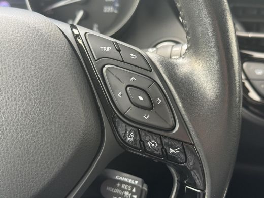 Toyota C-HR 2.0 Hybrid Executive **DODEHOEK DETECTIE/ STOELVERWARMING/ JBL AUDIO/ APPLE CARPLAY/ 36 MAANDEN G... ActivLease financial lease