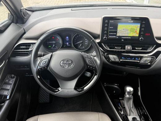 Toyota C-HR 2.0 Hybrid Executive **DODEHOEK DETECTIE/ STOELVERWARMING/ JBL AUDIO/ APPLE CARPLAY/ 36 MAANDEN G... ActivLease financial lease