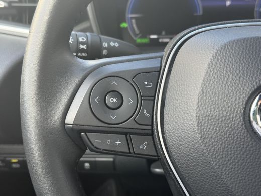 Toyota Corolla Touring Sports Hybrid 140 Active **AIRCO/ BLUETOOTH/ ADAPTIEF CRUISE CONTROL/ AUTOMATISCHE DIMLICHTEN/ GARANTIE** ActivLease financial lease