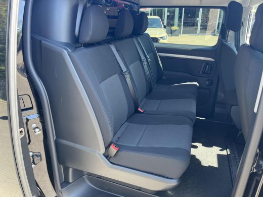 Toyota ProAce 2.0 D-4D L2D Professional DC | Navigatie | Apple CarPlay/Android auto | Achteruitrijcamera ActivLease financial lease