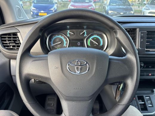 Toyota ProAce Live Extra Range Long 75 kWh | Apple CarPlay/Android Auto | Lat om Lat + laadvloer | 100kW snelladen ActivLease financial lease