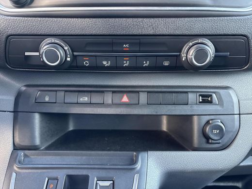 Toyota ProAce Live Extra Range Long 75 kWh | Apple CarPlay/Android Auto | Lat om Lat + laadvloer | 100kW snelladen ActivLease financial lease