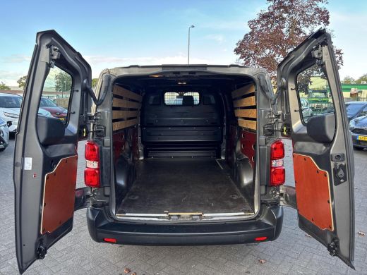 Toyota ProAce Live Extra Range Long 75 kWh | Apple CarPlay/Android Auto | Lat om Lat + laadvloer | 100kW snelladen ActivLease financial lease