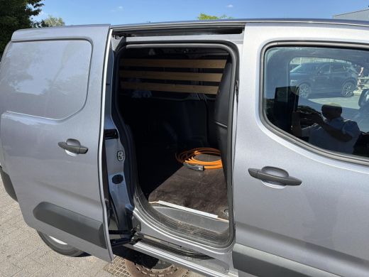 Toyota ProAce Navigator Long 50 kWh | Snellader | Trekhaak | Lat-om-lat en laadvloer | ActivLease financial lease