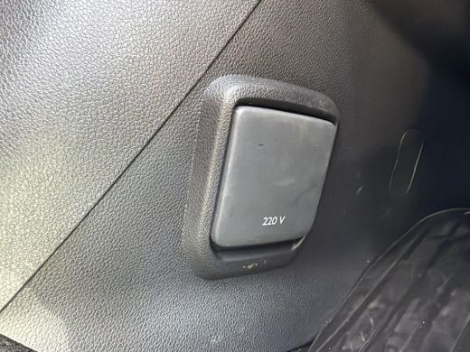 Toyota ProAce Navigator Long 50 kWh | Snellader | Trekhaak | Lat-om-lat en laadvloer | ActivLease financial lease