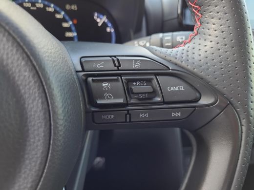 Toyota Yaris Cross 1.5 Hybrid GR Sport | Apple CarPlay | Blindspot | Parkeersensor | Rijklaarprijs incl. garantie | ActivLease financial lease