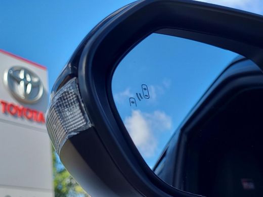 Toyota Yaris Cross 1.5 Hybrid GR Sport | Apple CarPlay | Blindspot | Parkeersensor | Rijklaarprijs incl. garantie | ActivLease financial lease