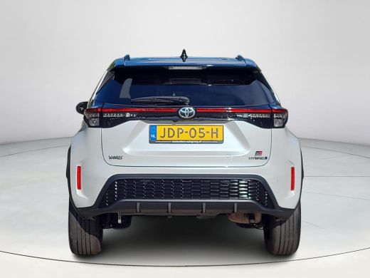 Toyota Yaris Cross 1.5 Hybrid GR Sport | Apple CarPlay | Blindspot | Parkeersensor | Rijklaarprijs incl. garantie | ActivLease financial lease