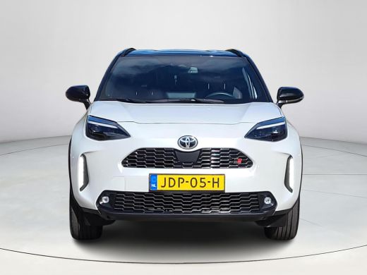 Toyota Yaris Cross 1.5 Hybrid GR Sport | Apple CarPlay | Blindspot | Parkeersensor | Rijklaarprijs incl. garantie | ActivLease financial lease