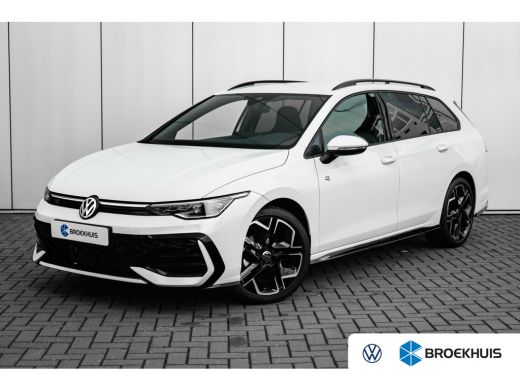 Volkswagen Golf 1.5 eTSI R-Line Edition Automaat | Koplampverlichting IQ.Light 'LED Matrix' | Advance pakket | Si...