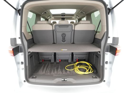 Volkswagen Multivan 1.4 eHybrid 218pk L2 Bulli 7p Panorama Navigatie Camera IQ light Carplay ActivLease financial lease